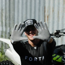 Fist Strapped Glove Grey Trackie